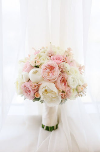 Wedding Flowers On A Budget